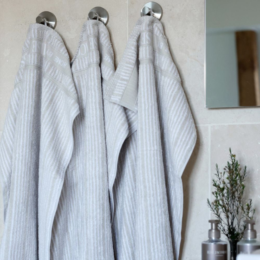 Gastendoek - Set van 2 stuks | Sand Beige Stripes | Bath Collection | Ilse Jacobsen