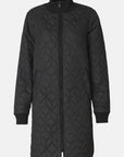 Gewatteerde jas ART06 - 001 Black | Black | Coat | Ilse Jacobsen
