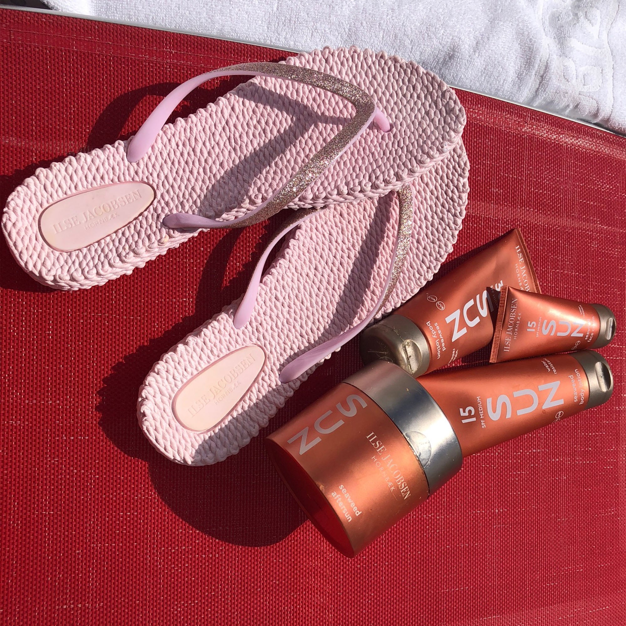 Slippers met subtiele glitter CHEERFUL01 | Misty Rose | Flip Flop | Ilse Jacobsen