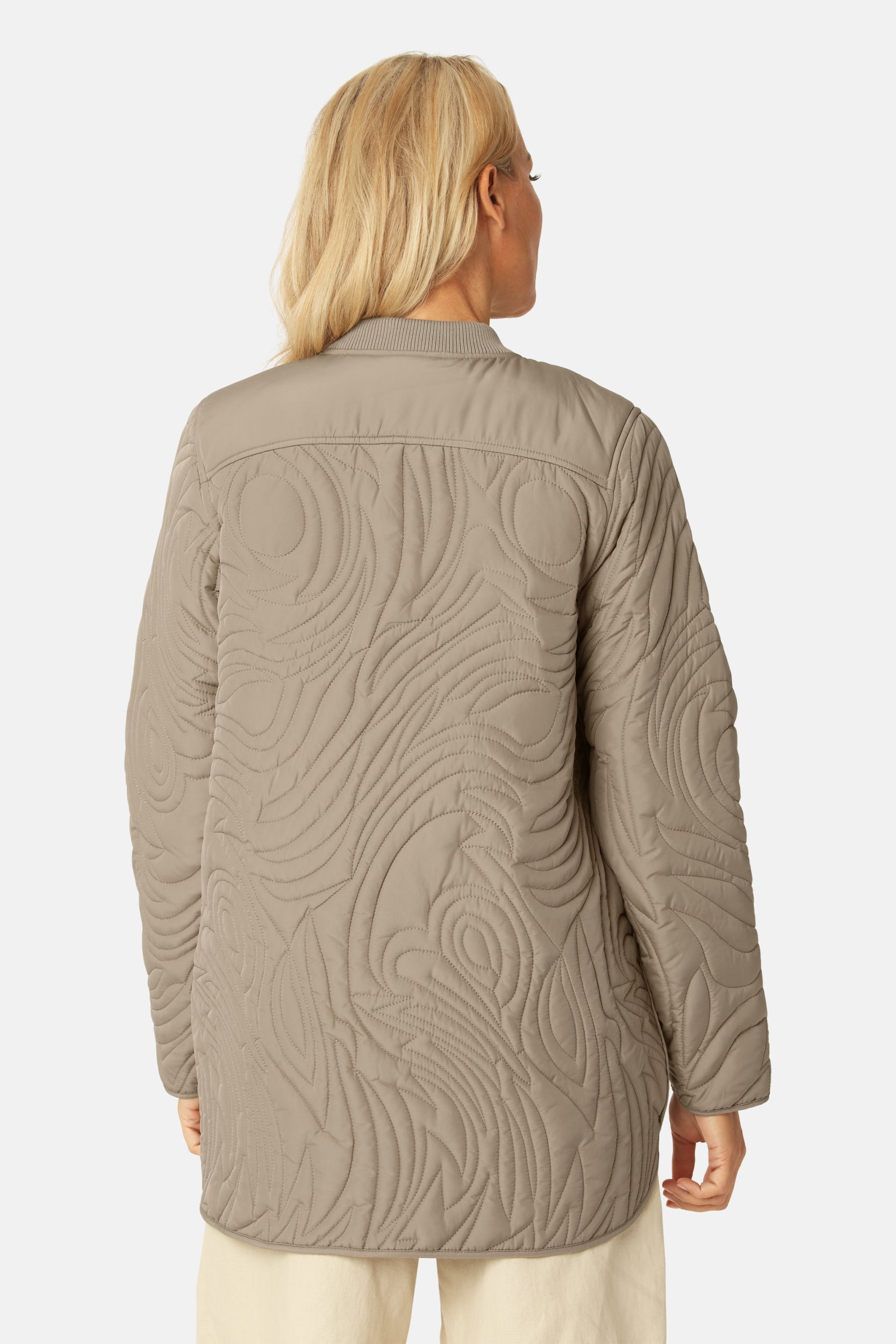 Kort Gewatteerd Jack met Ribboord DUNE02 | Coriander | Jacket | Ilse Jacobsen