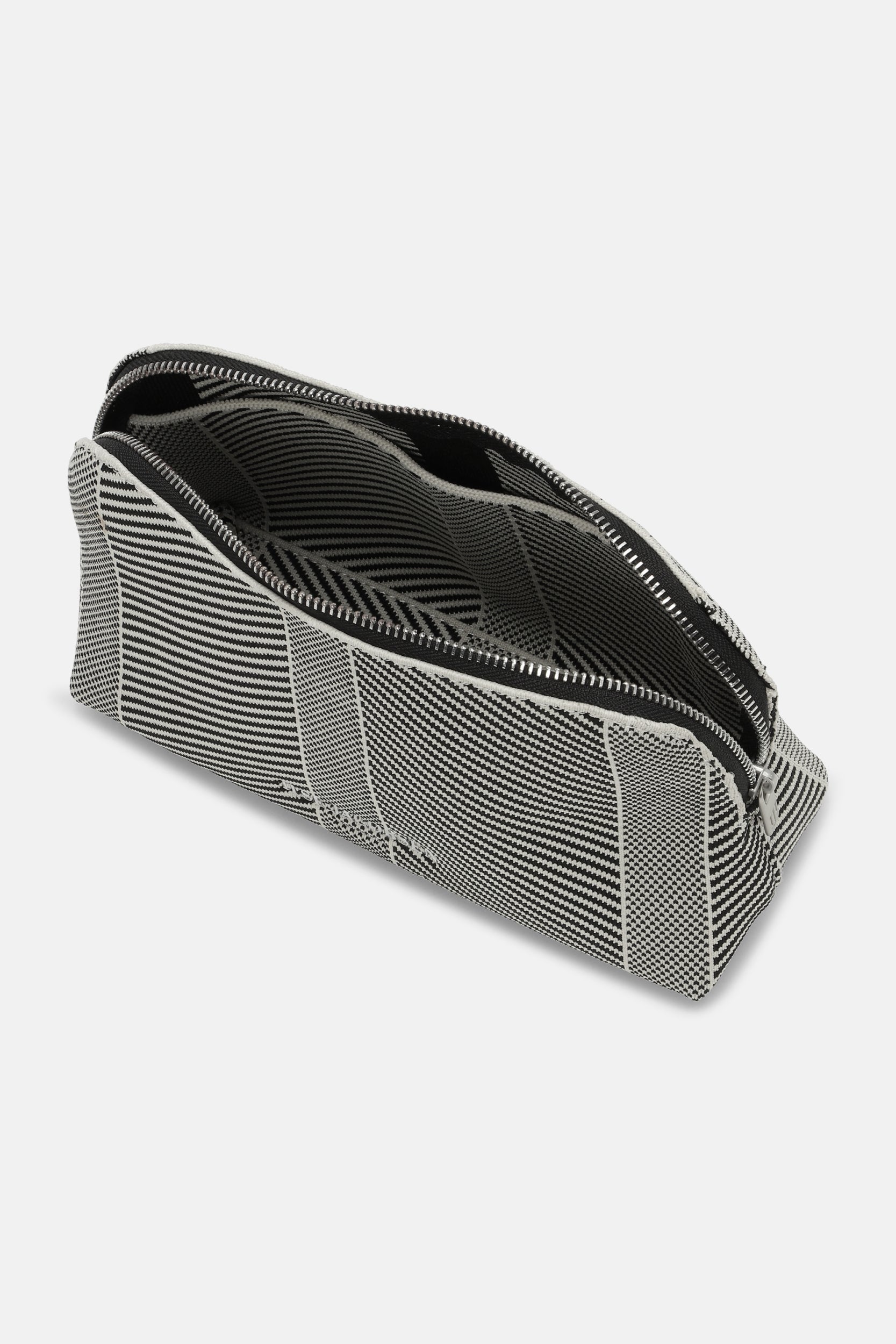Gebreide Makeup Tas KNITTY02 | Milk Creme Black | Bag | Ilse Jacobsen