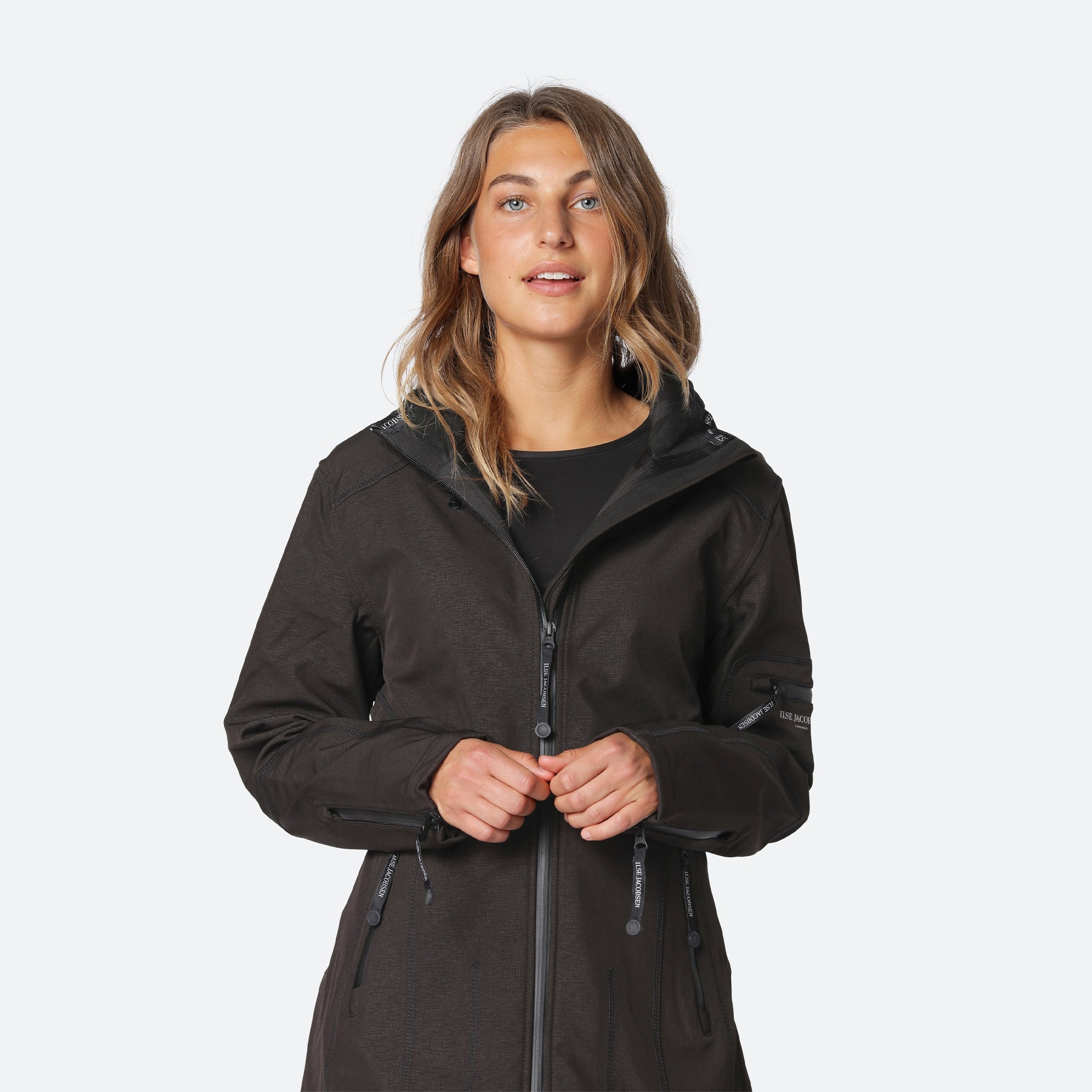 Softshell regenjas RAIN07 | Black | Raincoat | Ilse Jacobsen
