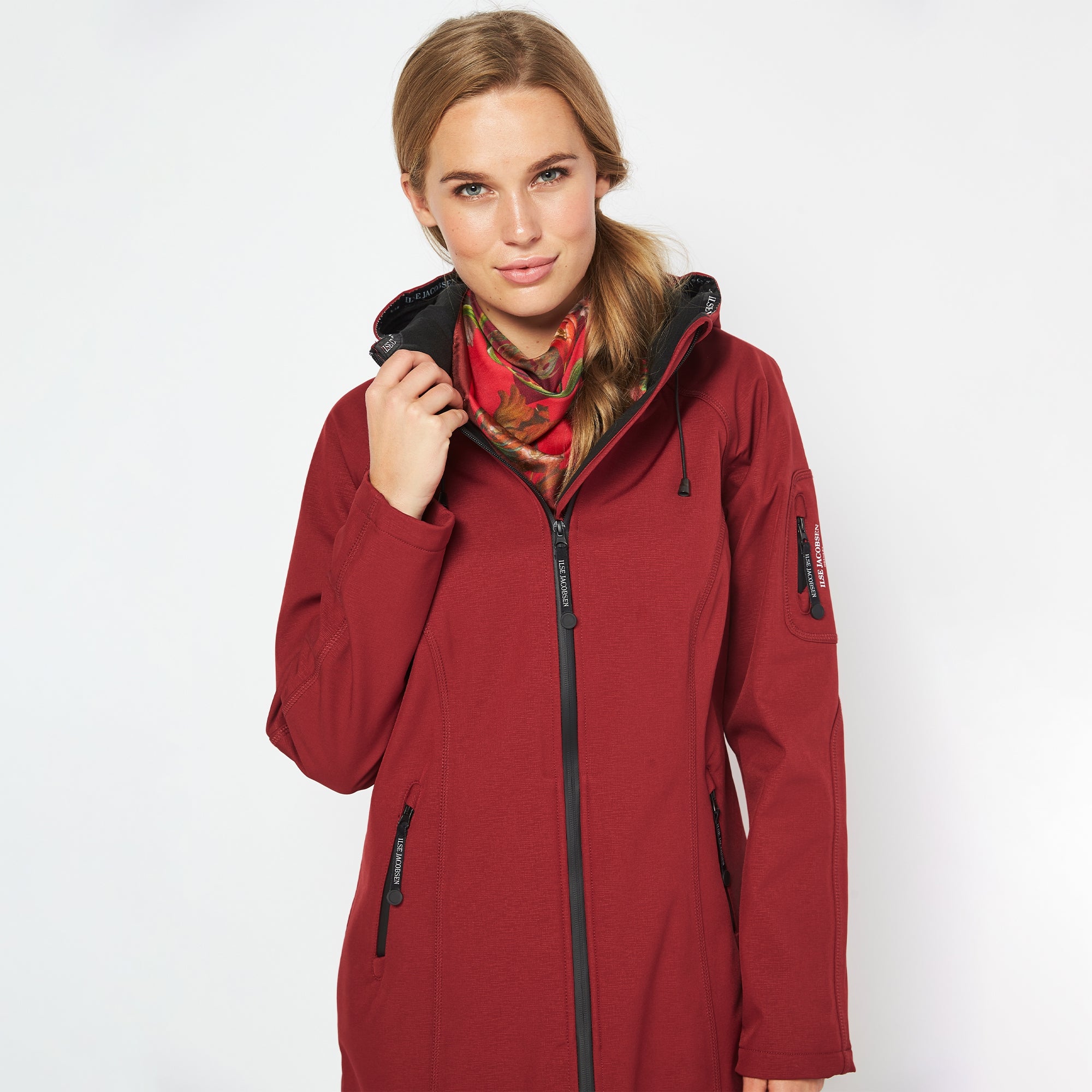 Softshell regenjas lang RAIN37L | Rhubarb | Raincoat | Ilse Jacobsen