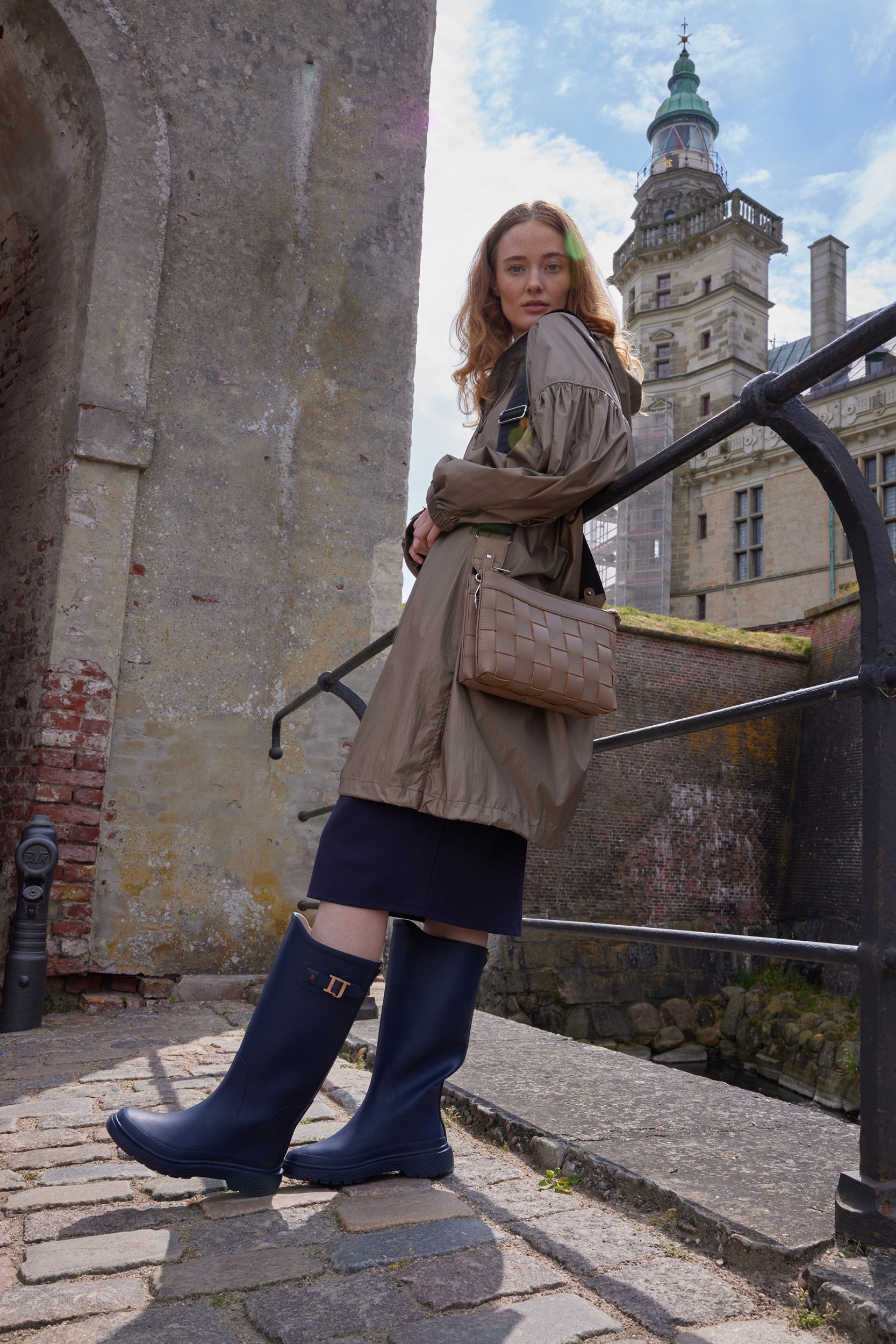 Jacket SHIMMER01 | Greige Gold | Jacket | Ilse Jacobsen