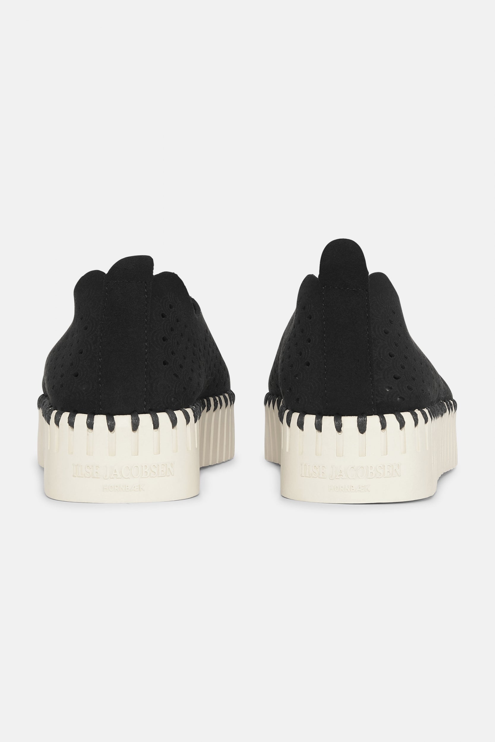 Instappers Platform TULIP3373 | Black | Shoes | Ilse Jacobsen