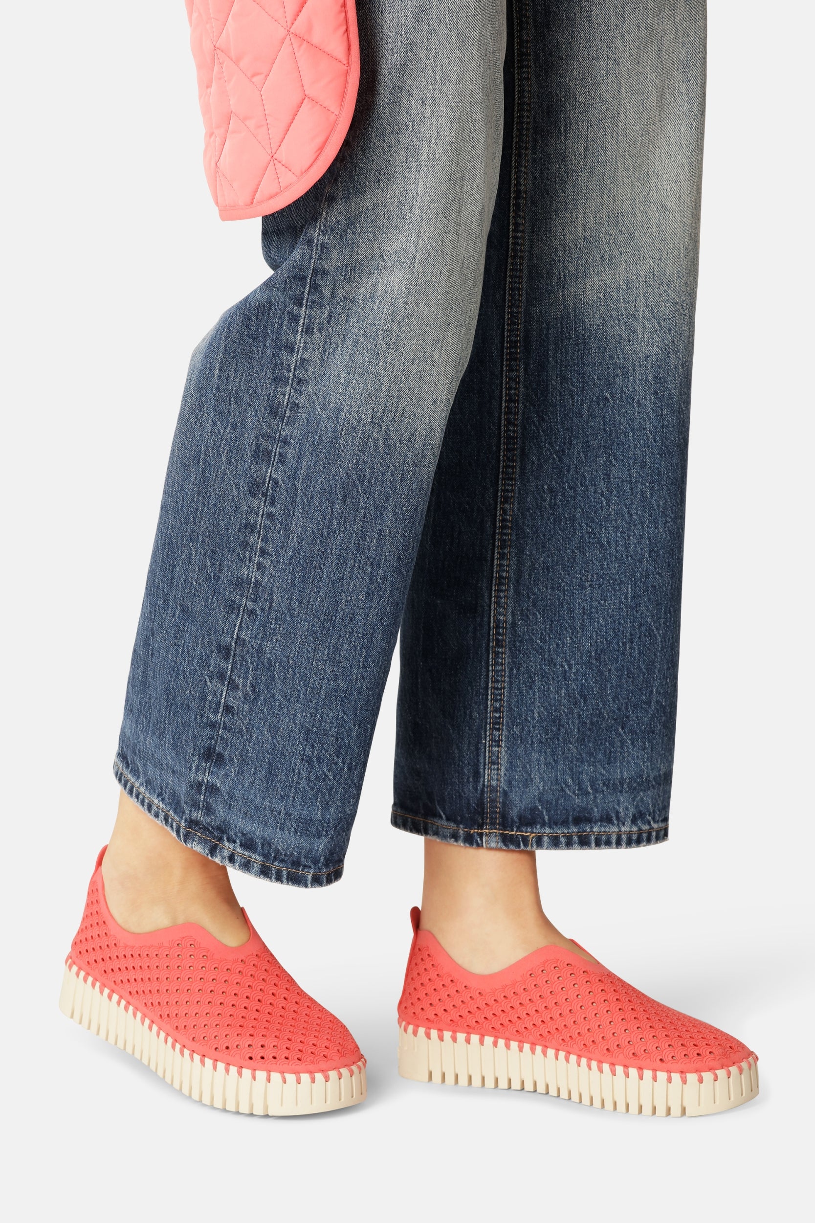Tulip instapper met plateauzool TULIP3373 | Raspberry | Shoes | Ilse Jacobsen