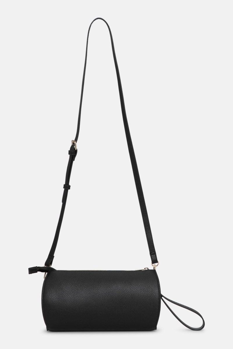 Gevlochten Clutch BRAID04 | Black Black | Bag | Ilse Jacobsen