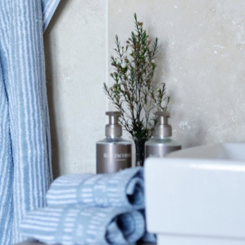 Gezichtshanddoek - Set van 4 stuks | Powder Blue Stripes | Bath Collection | Ilse Jacobsen