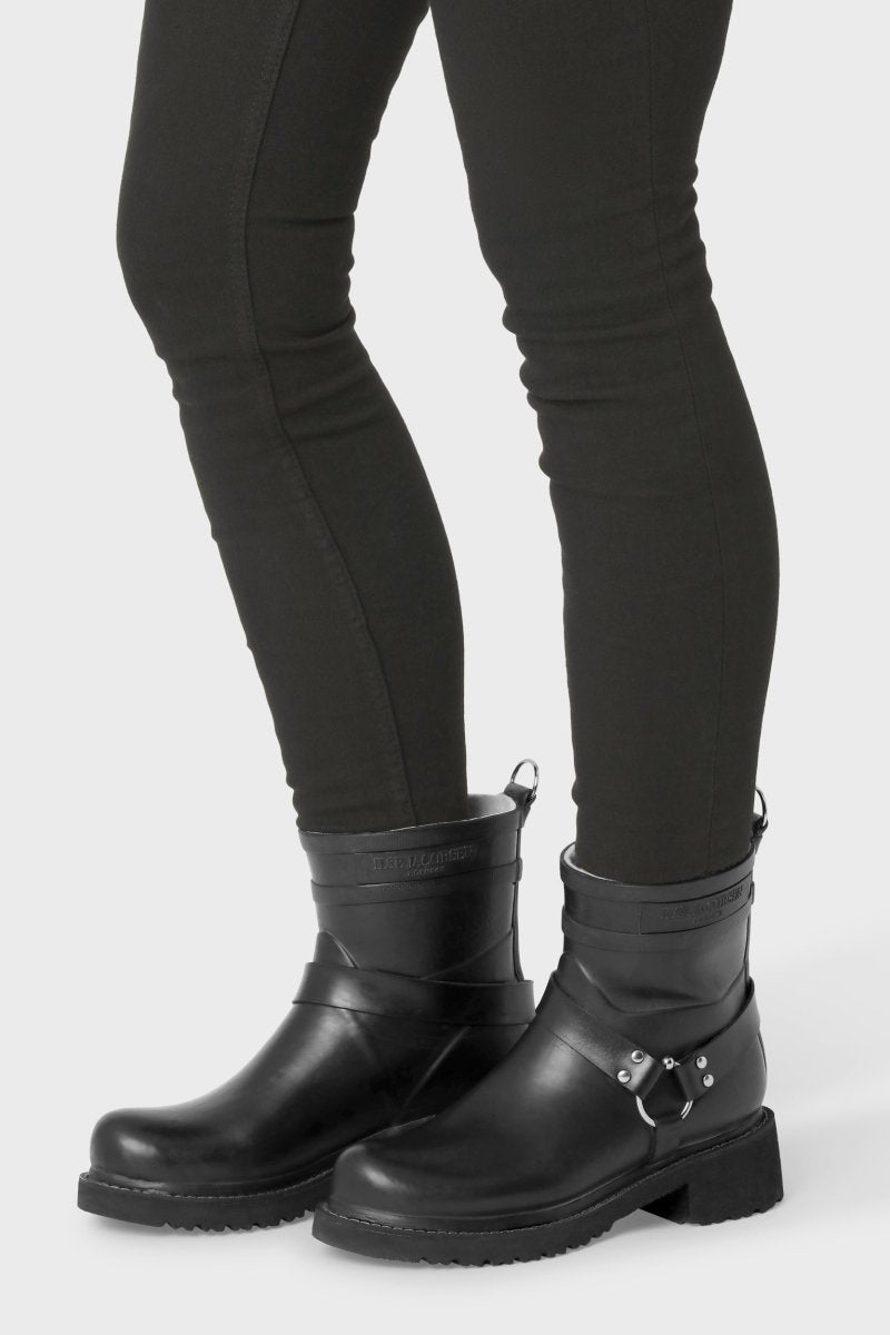 Korte Biker regenlaarzen RUB54 | Black Black | Boots | Ilse Jacobsen