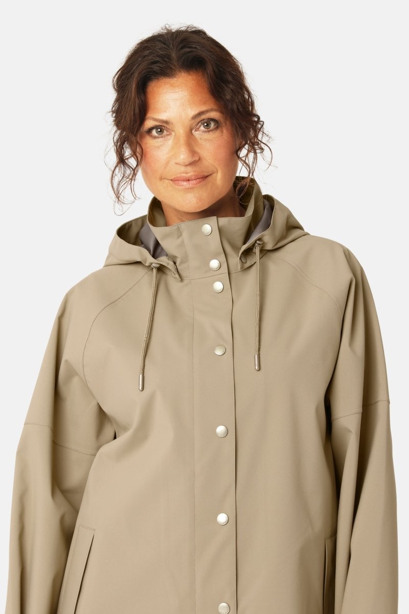 Regen Jack GENTLERAIN02 | Greige | Jacket | Ilse Jacobsen