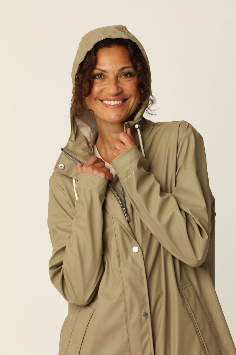 Regenjas RAIN228FR | Coriander | Raincoat | Ilse Jacobsen