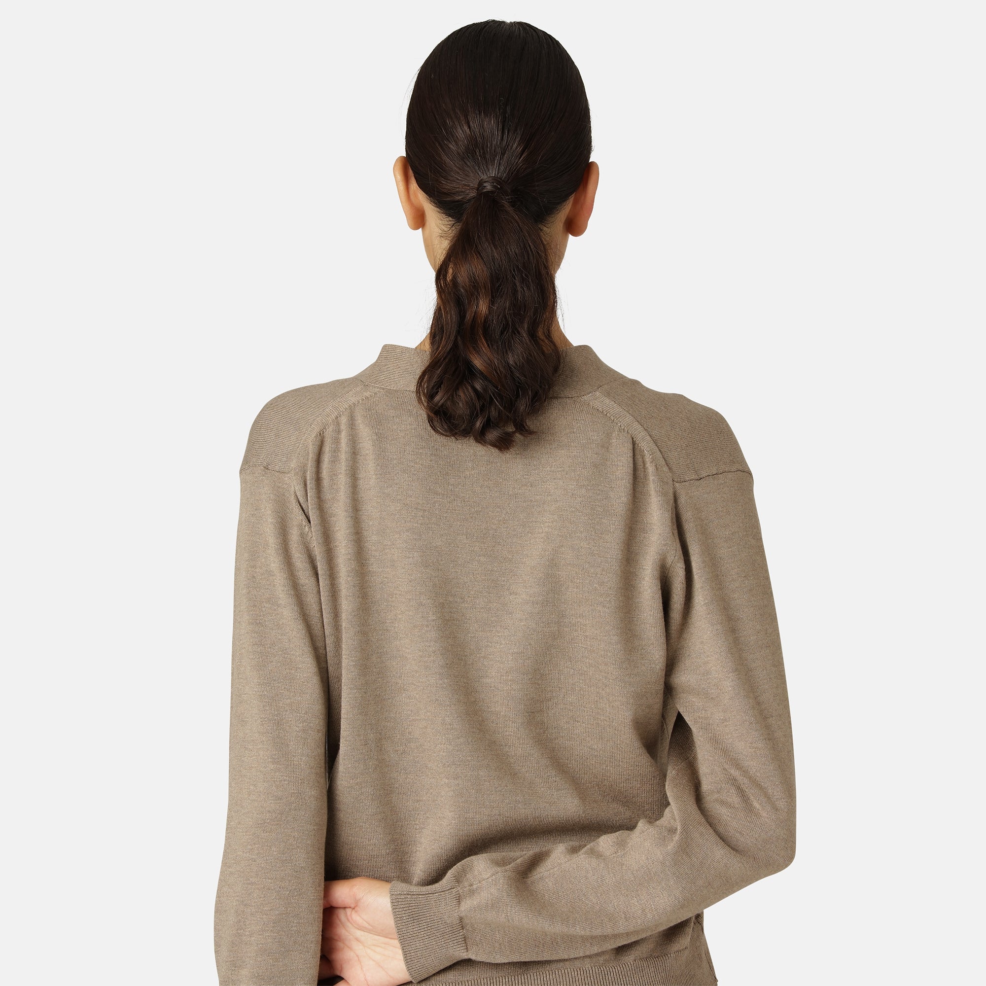 Gebreid vest GWEN4066 | Bleached Sand | Cardigan | Ilse Jacobsen