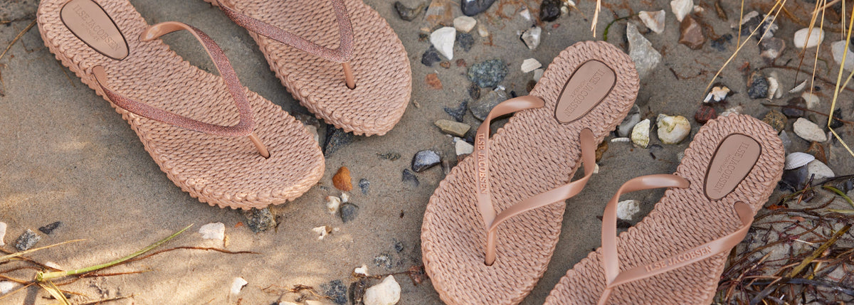 Cheerful Slippers - Ilse Jacobsen