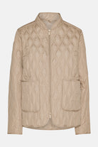 Korte Gewatteerde Jas AROS06 | Wheat | Jacket | Ilse Jacobsen