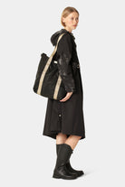 Shopper EVERY06 | Black Black | Bag | Ilse Jacobsen