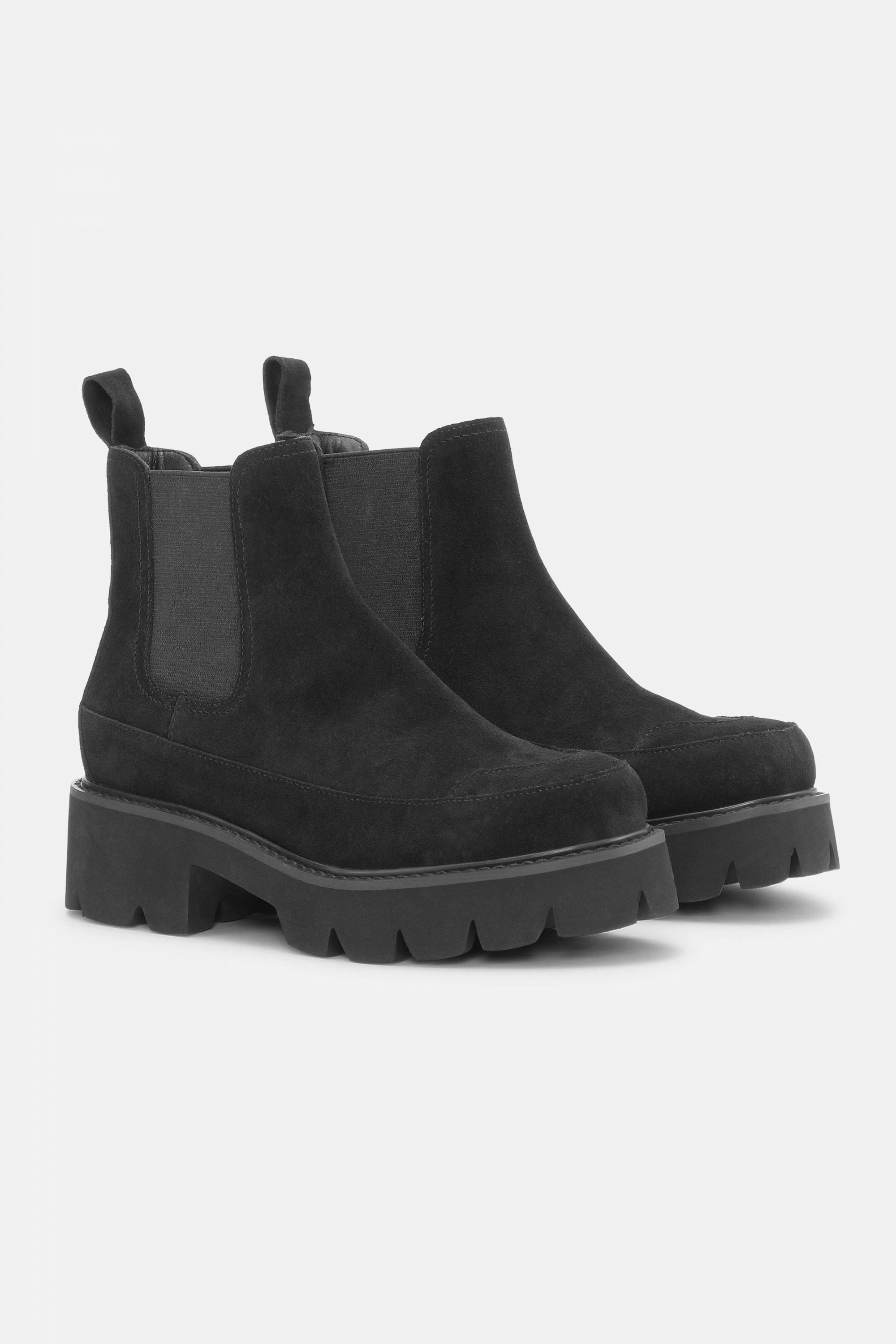 Suède Chelsea Enkellaarzen MILEY6010 - Black 001 | Black | Boots | Ilse Jacobsen