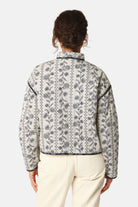 Korte Gewatteerde Jas OTTOMAQUILT01P | White Wildflower | Jacket | Ilse Jacobsen