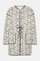 Gewatteerde Jas OTTOMAQUILT04P | White Wildflower | Jacket | Ilse Jacobsen