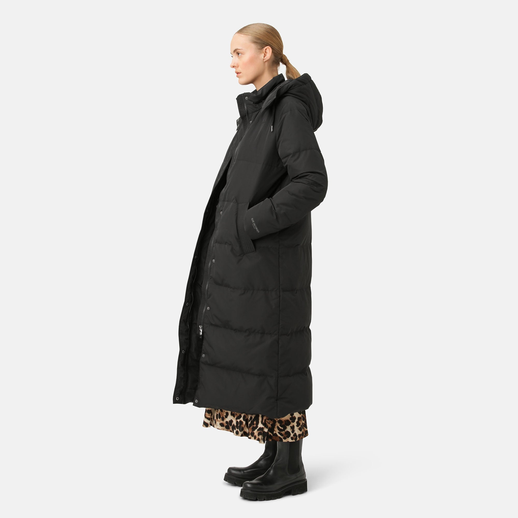 Down Coat | Black