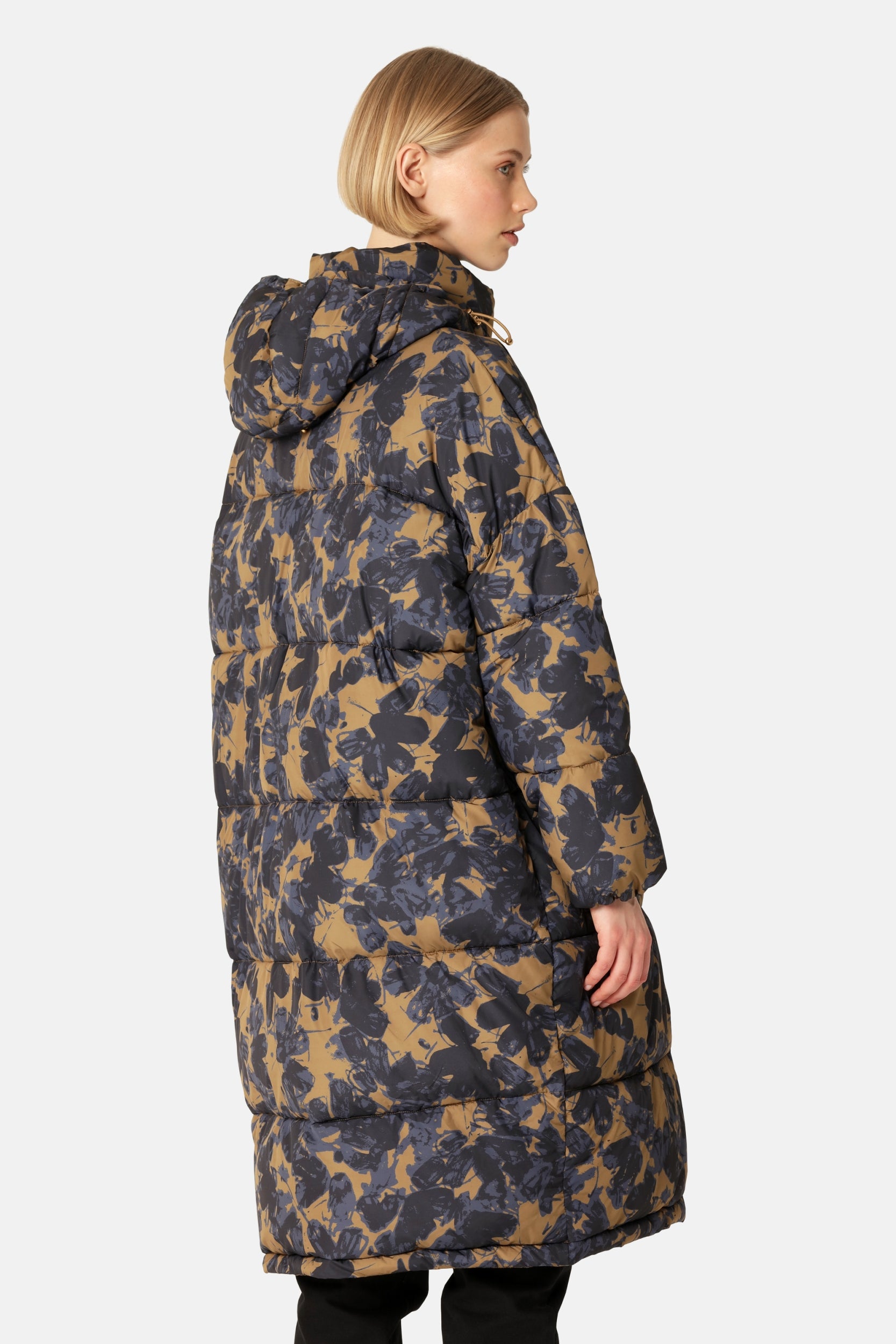 Lange Gewatteerde Jas PEPPY06P - 248 Mocca | Beige Butterfly | Coat | Ilse Jacobsen