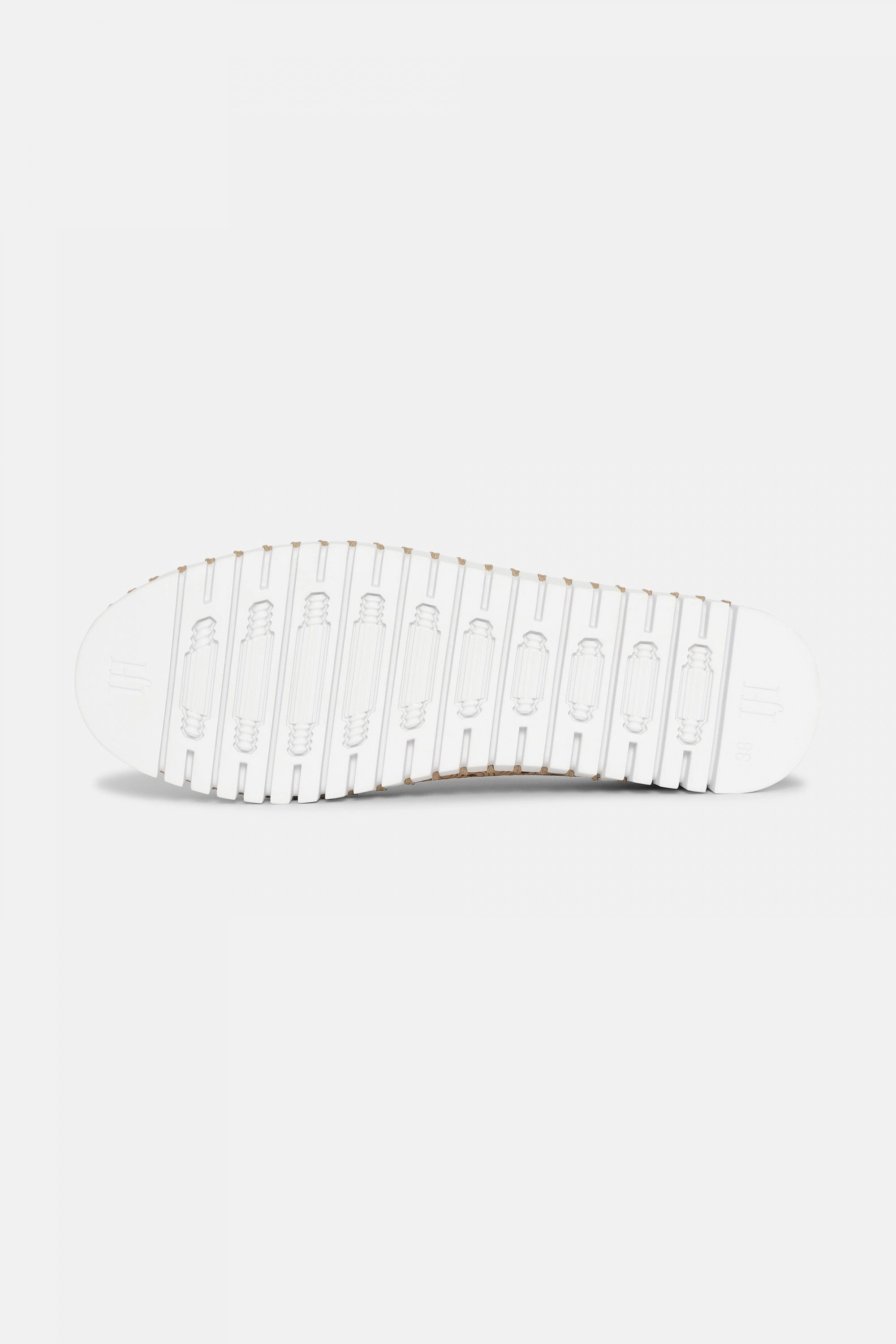 Instappers TULIP139 witte zool - 110 Latte | Latte | Shoes | Ilse Jacobsen
