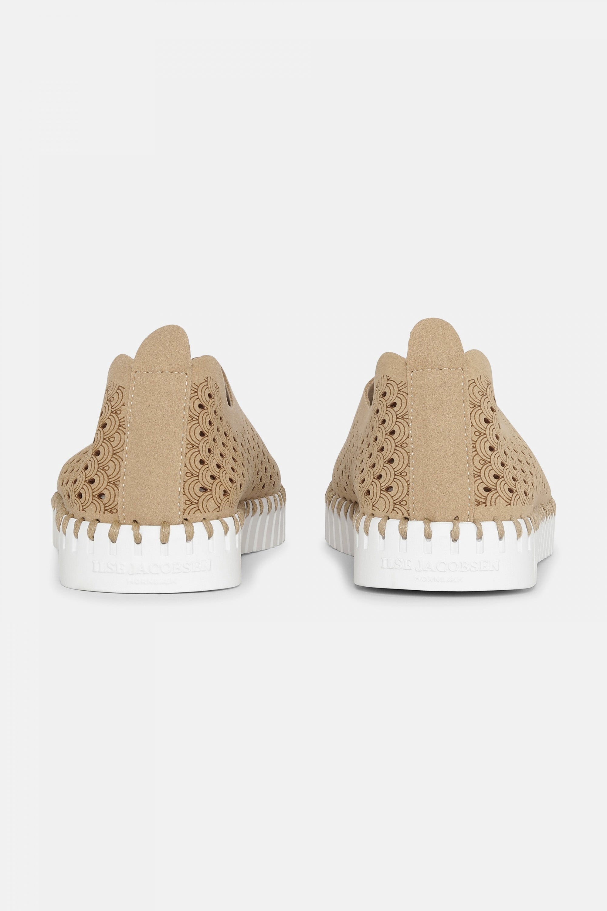 Instappers TULIP139 witte zool - 110 Latte | Latte | Shoes | Ilse Jacobsen