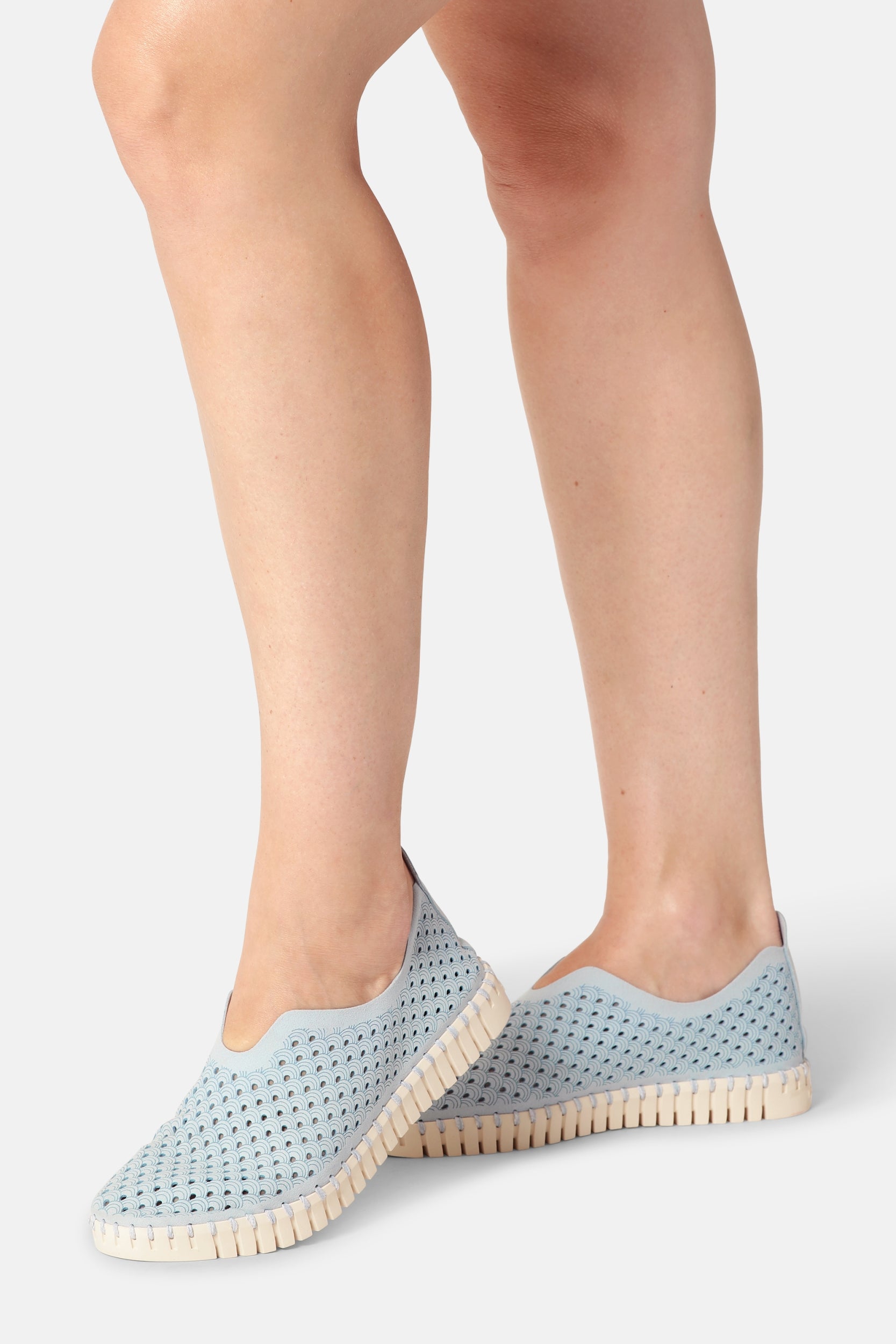 Instappers TULIP3275 beige zool | Ash Blue | Shoes | Ilse Jacobsen