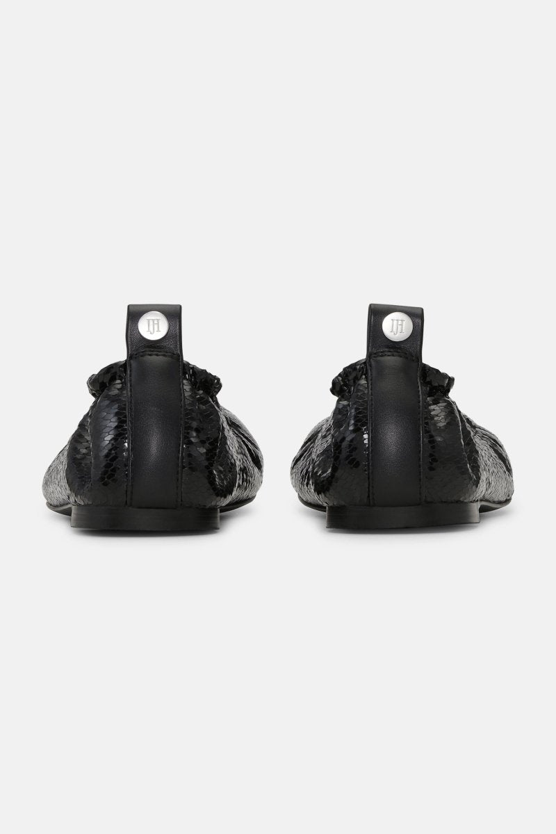 Ballarina Metallic PANORA01 | Black Black | Shoes | Ilse Jacobsen