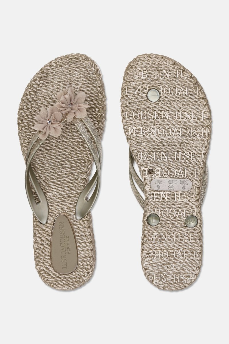 Dubbeleband Slippers met Bloemen CHEERFUL18F | Platin | Shoes | Ilse Jacobsen