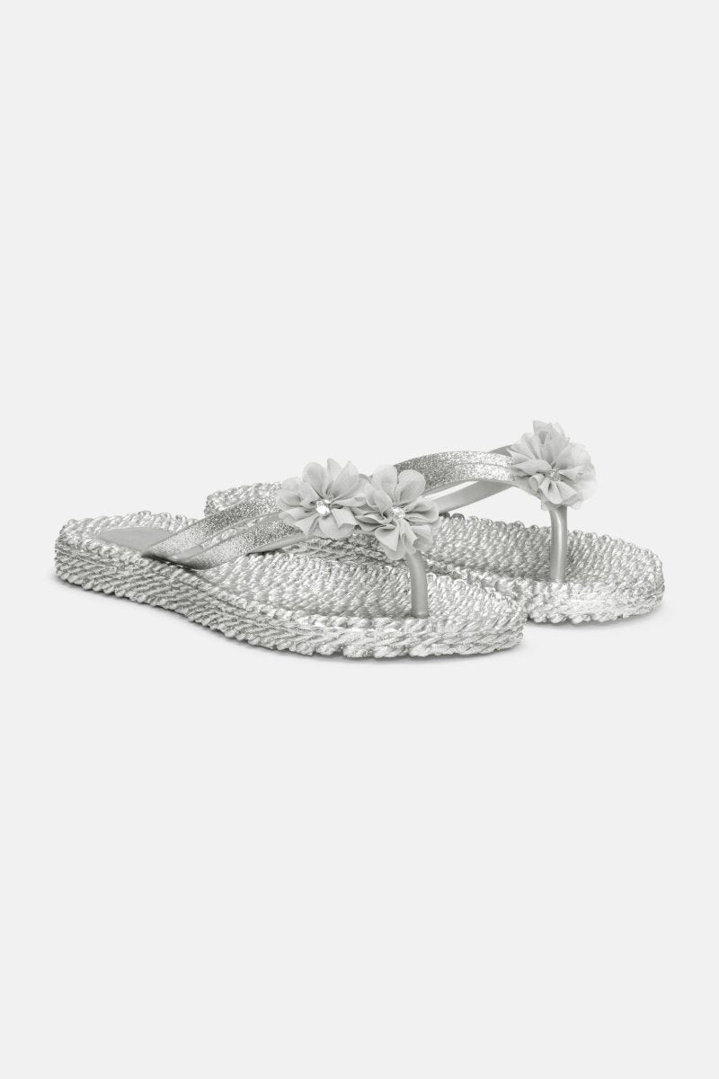 Dubbeleband Slippers met Bloemen CHEERFUL18F | Silver | Shoes | Ilse Jacobsen