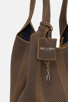 Gebreide Tas KNITTY01 | Dark Indigo Buckhorn Brown | Accessories | Ilse Jacobsen