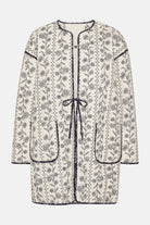 Gewatteerde Jas OTTOMAQUILT04P | White Wildflower | Jacket | Ilse Jacobsen