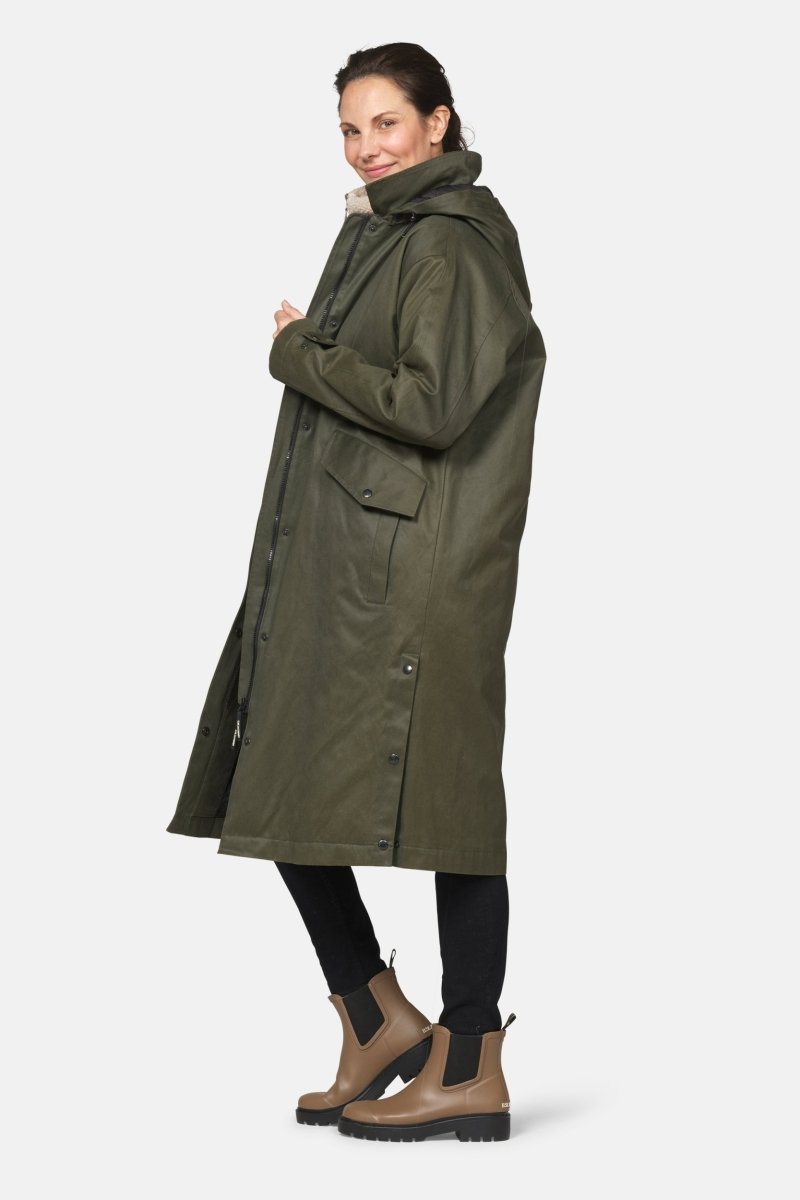 Gewatteerde jas van waxed cotton LAND01 | Army | Coat | Ilse Jacobsen