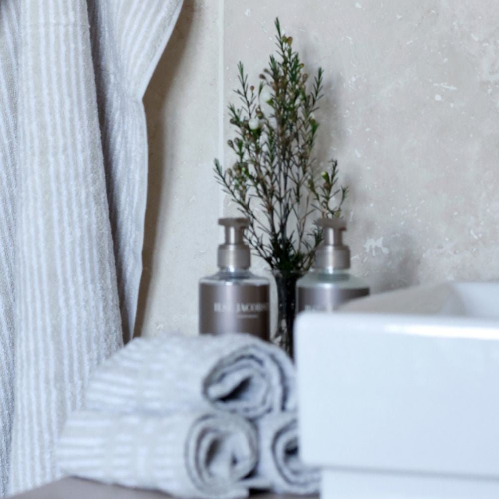 Gezichtshanddoek - Set van 4 stuks | Sand Beige Stripes | Bath Collection | Ilse Jacobsen