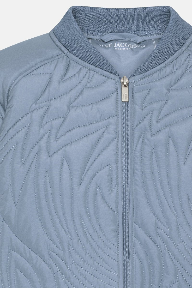 Kort Gewatteerd Jack met Ribboord DUNE02 | Grey Blue | Jacket | Ilse Jacobsen