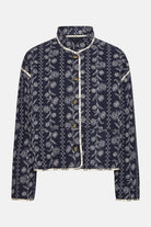 Korte Gewatteerde Jas OTTOMAQUILT01P | Dark Wildflower | Jacket | Ilse Jacobsen