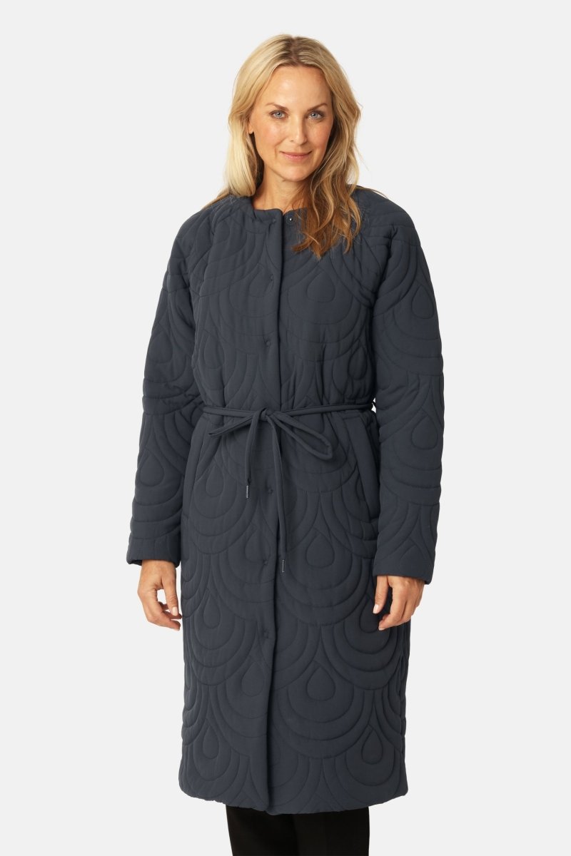 Lang Gewatteerde Jas BLOSSOM01 | Dark Indigo | Jacket | Ilse Jacobsen