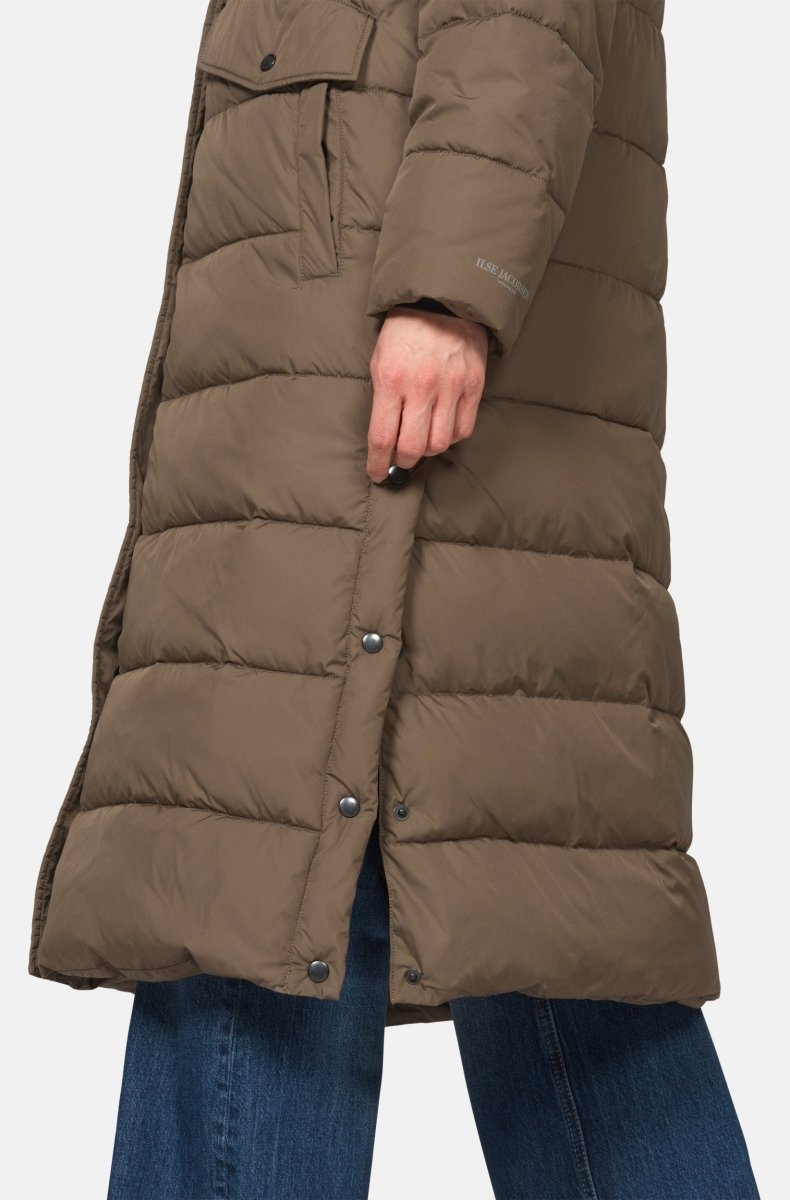 Lange gewatteerde winterjas PEPPY13 | Mud | Coat | Ilse Jacobsen