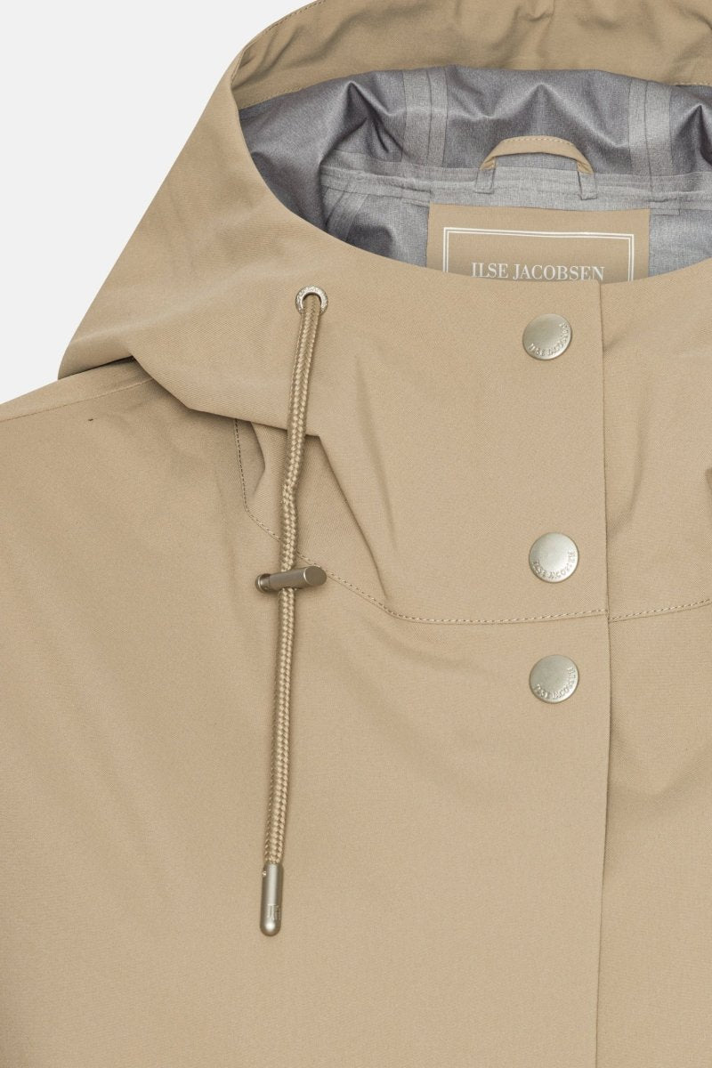 Lange Regenjas GENTLERAIN01 | Greige | Raincoat | Ilse Jacobsen