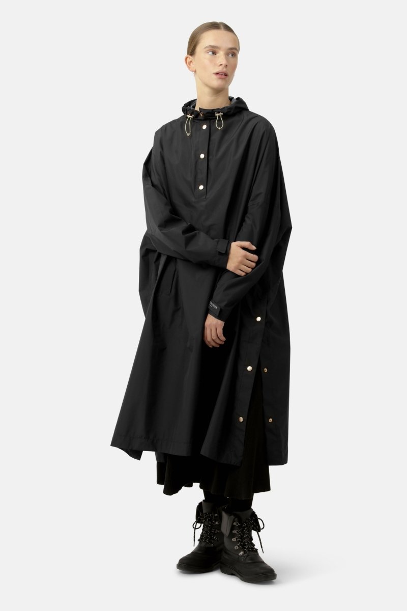 Regenponcho RAIN221SP | Black | Poncho | Ilse Jacobsen
