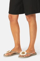 Slipper met bloem CHEERFUL16F | Platin | Flip Flop | Ilse Jacobsen