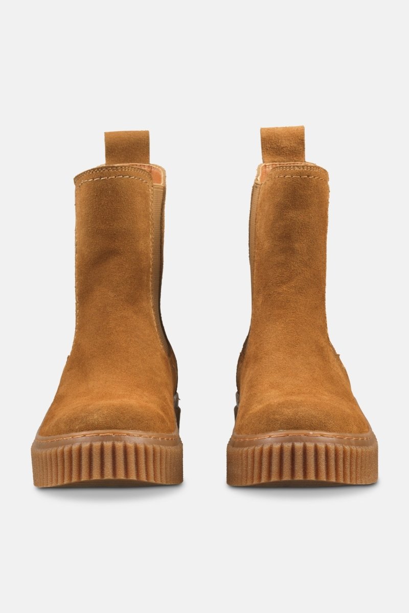 Suède chelsea boots CALIRA06 | Cashew Clay | Shoes | Ilse Jacobsen