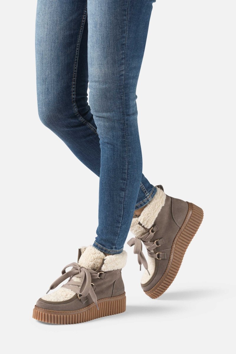 Suède veterlaarsjes met lamsvacht CALIRA02 | Falcon Clay | Shoes | Ilse Jacobsen