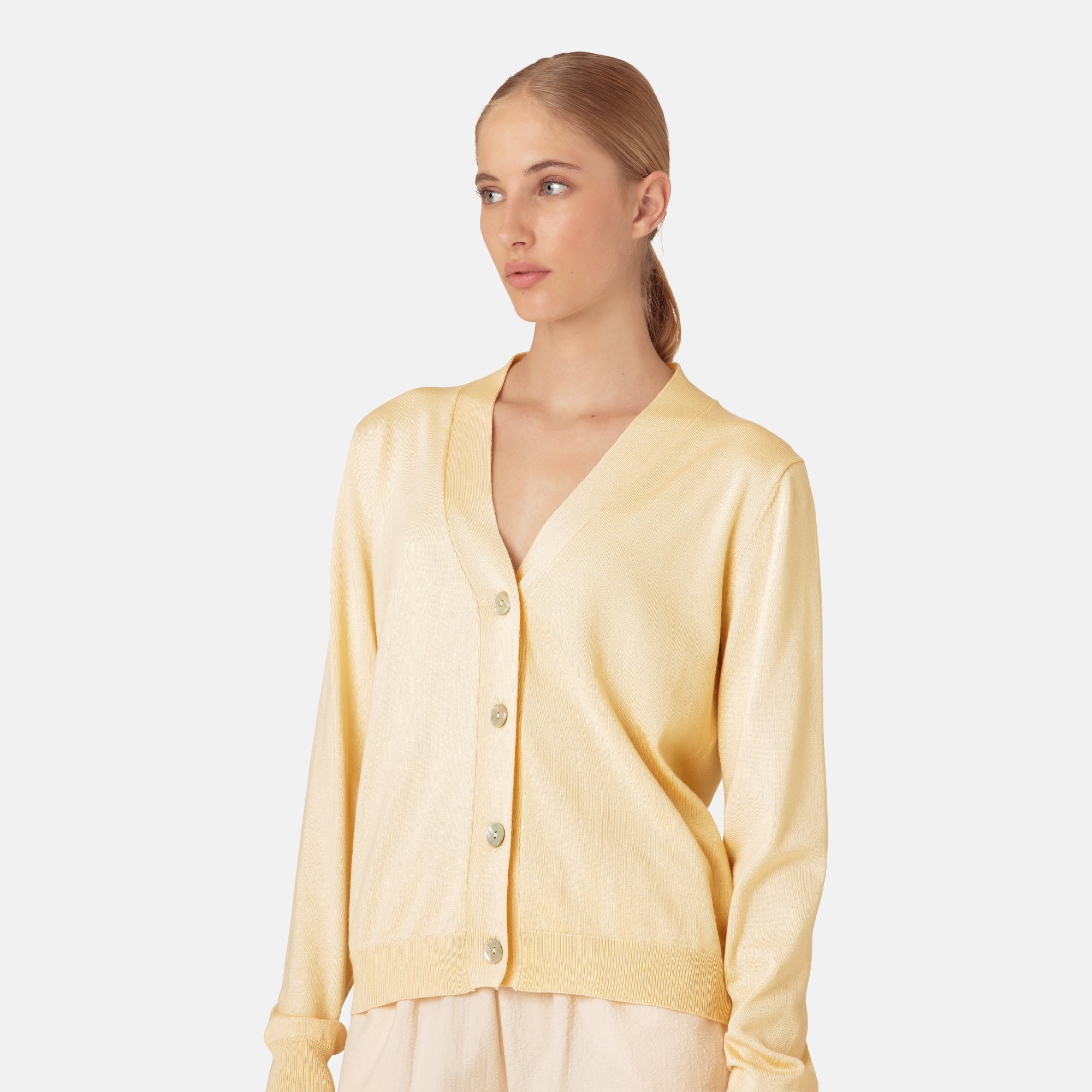 Gebreid vest GWEN4066 - 103 Double Cream | Double Cream | Cardigan | Ilse Jacobsen