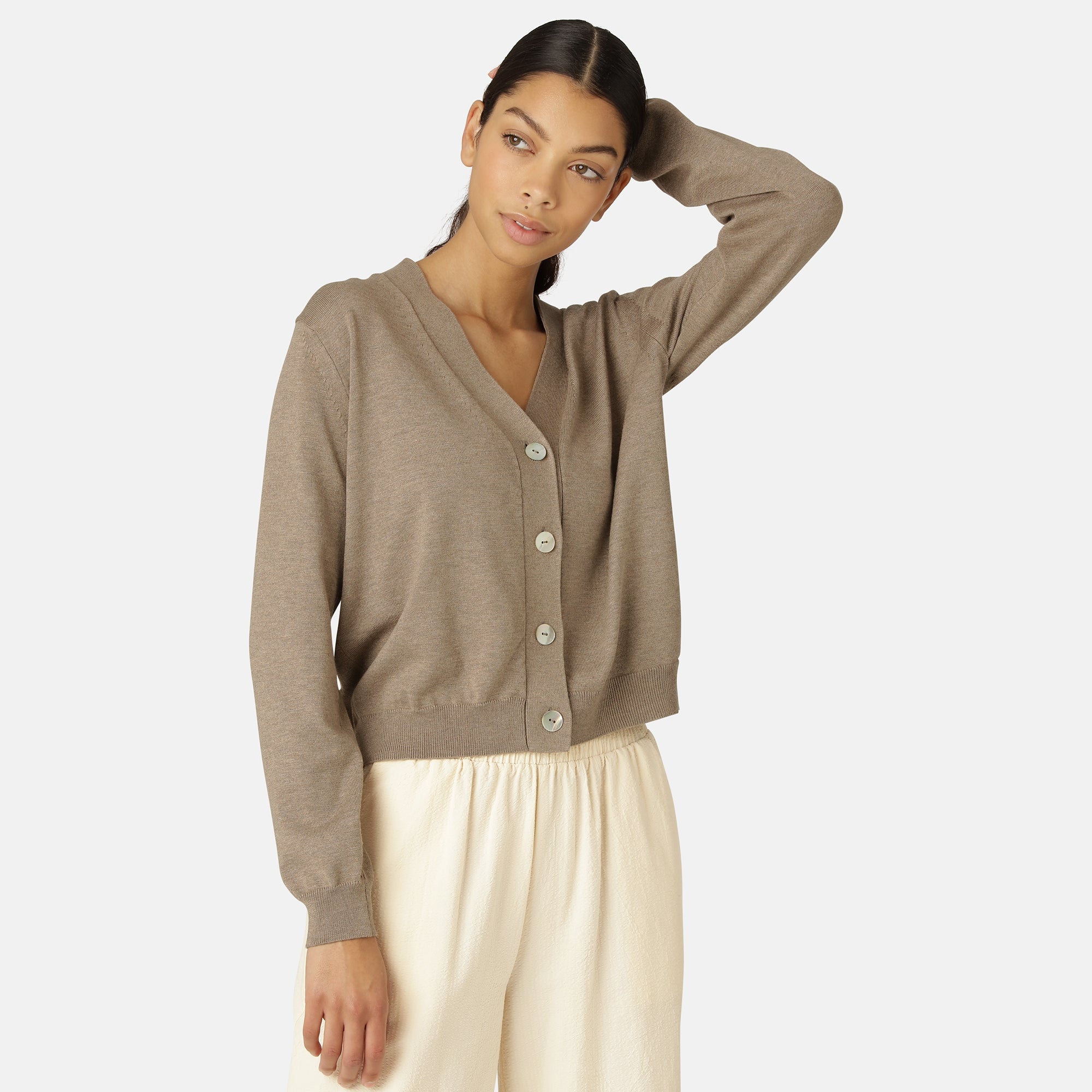 Gebreid vest GWEN4066 - 132 Bleached Sand | Bleached Sand | Cardigan | Ilse Jacobsen