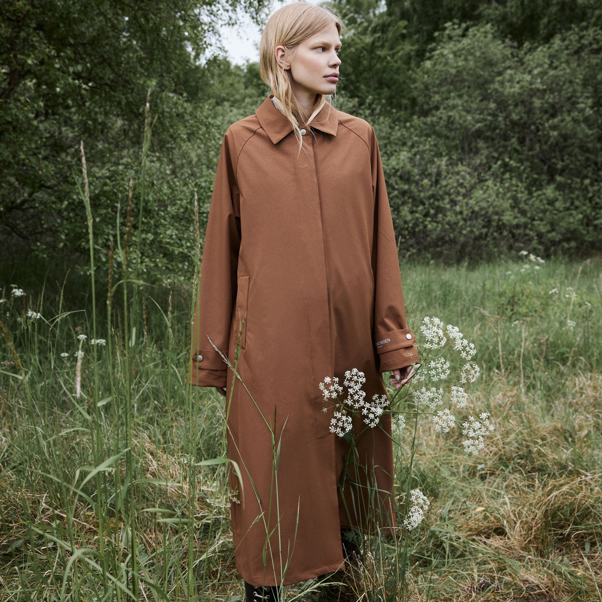 Regenjas RAIN203 - 228 Walnut | Walnut | Raincoat | Ilse Jacobsen